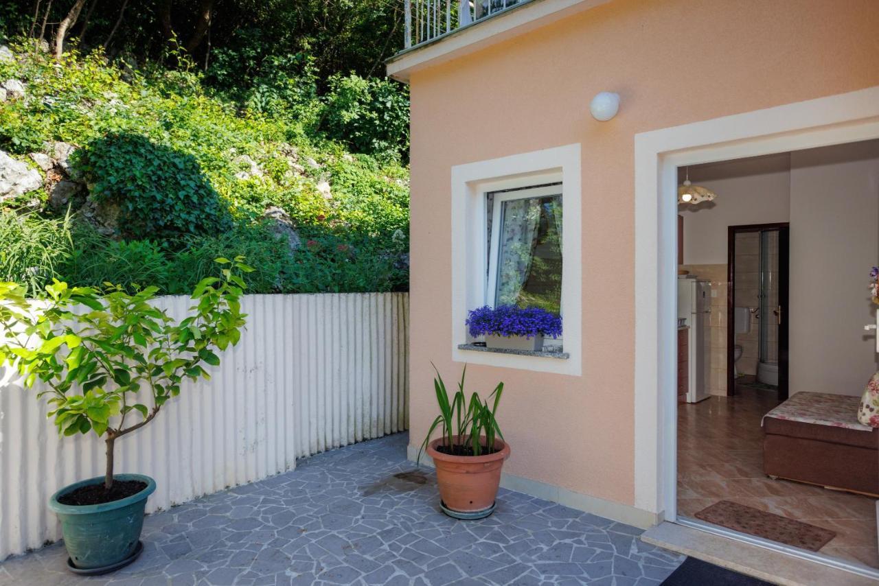קרק Apartment Studio Close To Sea מראה חיצוני תמונה