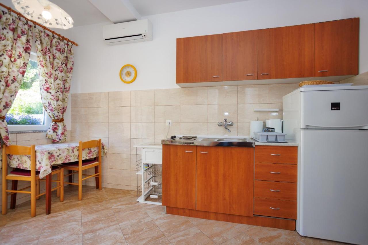 קרק Apartment Studio Close To Sea מראה חיצוני תמונה